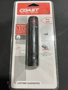 Coast 015286197689 G45 Led Handheld Flashlight 135 Lumens 173 Ft. Beam Distance Black Aaa Bat
