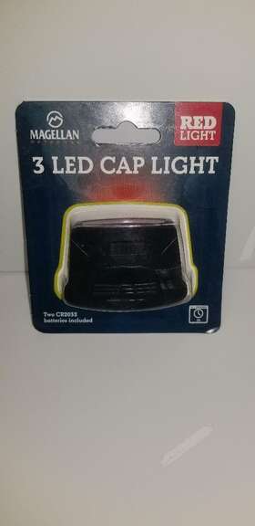 159282 Magellan Outdoors 3 Led Cap Light New