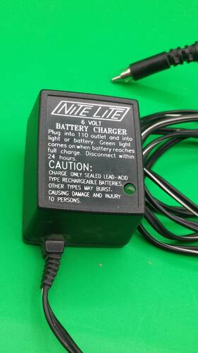 Icc-2-750-1402 Nite Lite Battery Charger 6 Volt Hotlite Charging Cord Model Icc-2-750-1402 Nite Lite Battery Charger 6 Volt Hotlite Charging Cord Model