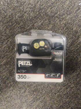 Petzl 342540827707 Actik 350 Lumens Black/grey