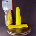 Maglite Traffic Cone Wand Kit Yellow & Cell. Fixed Price $10.40.